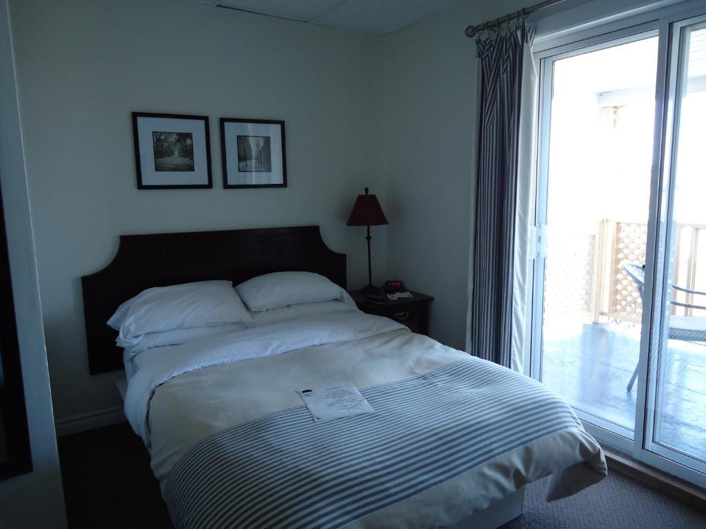 Hotel-Motel Baie-Ste-Catherine מראה חיצוני תמונה