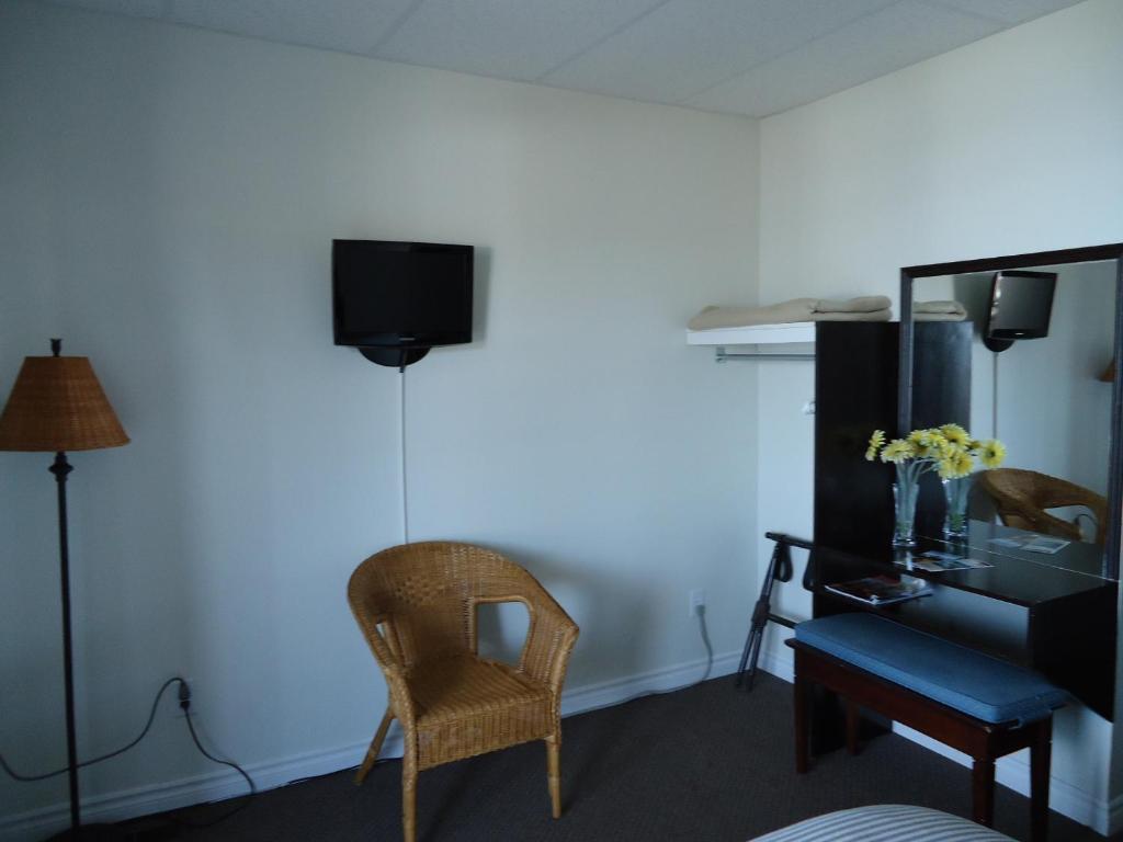 Hotel-Motel Baie-Ste-Catherine מראה חיצוני תמונה