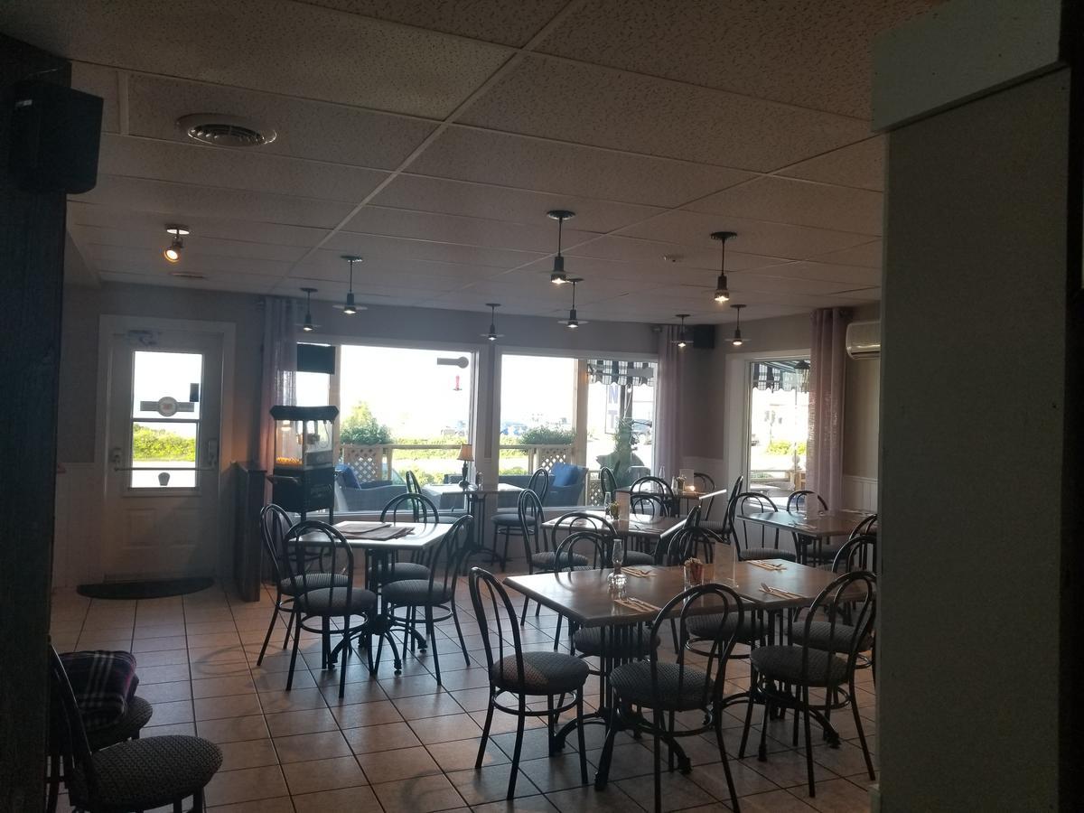 Hotel-Motel Baie-Ste-Catherine מראה חיצוני תמונה